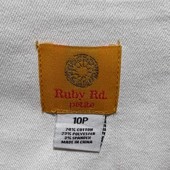 Ruby Rd. White Zip-Front Stud Collar Jean Jacket - Picture 3 of 7